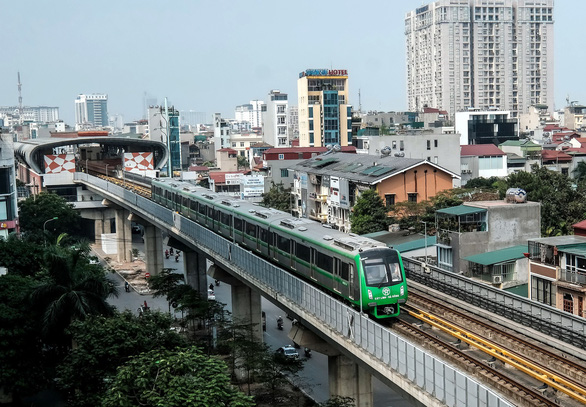 Tuyến đường sắt Cát Linh - Hà Đông chưa biết khi nào hoàn thành.
