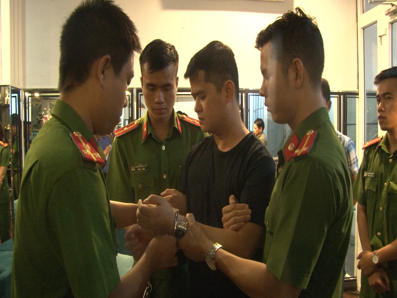 vu-bac-si-danh-dieu-duong-nhap-vien-thong-tin-chinh-thuc-tu-cong-an