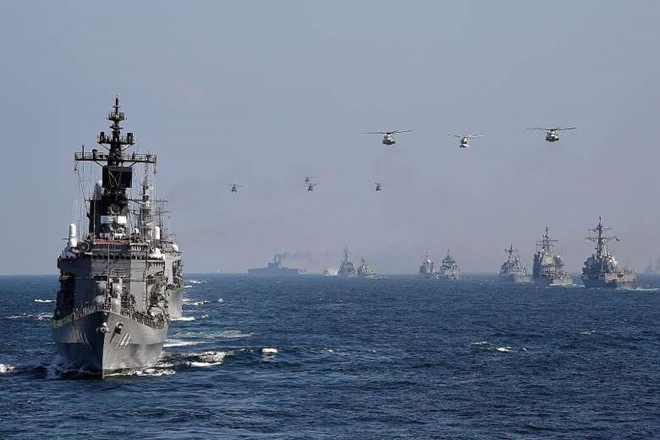 Lễ duyệt hạm của Nhật năm 2015.