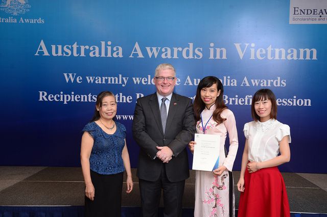 Nữ thạc sĩ trẻ Việt tại Australia với ước mơ đóng góp nhiều hơn cho cộng đồng