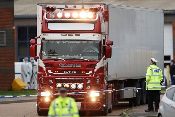 Chiếc xe phát hiện 39 thi thể trong thùng container ở Anh. (Ảnh: Getty).