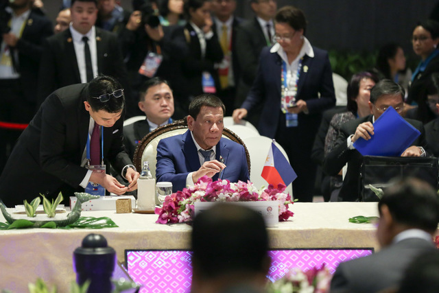 duterte-asean-summit-plenary-thailand-november-2-2019-005_A116FB174D844023A23357A0B249984E.jpg