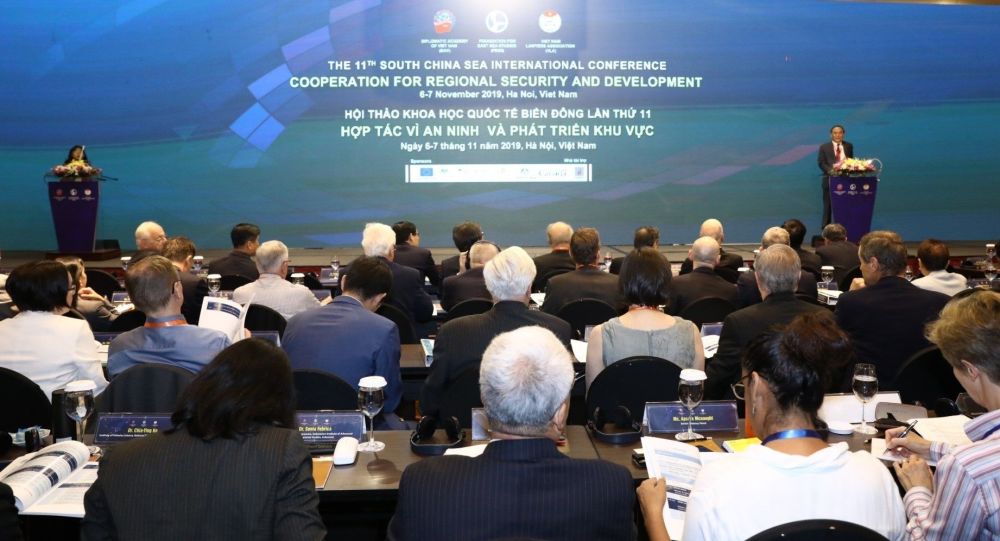 Hội thảo Khoa học Quốc tế Biển Đông lần thứ 11 với chủ đề “Biển Đông: Hợp tác vì an ninh và phát triển khu vực” ngày 6 và 7/11 tại Hà Nội.