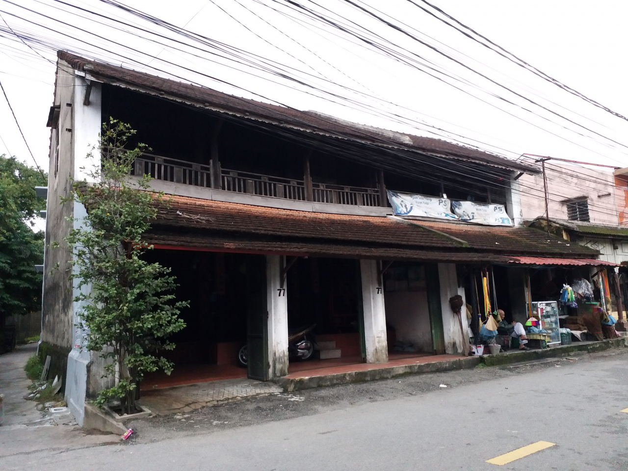 den-hue-xem-nhung-dia-diem-duoc-chon-lam-boi-canh-trong-phim-mat-biec