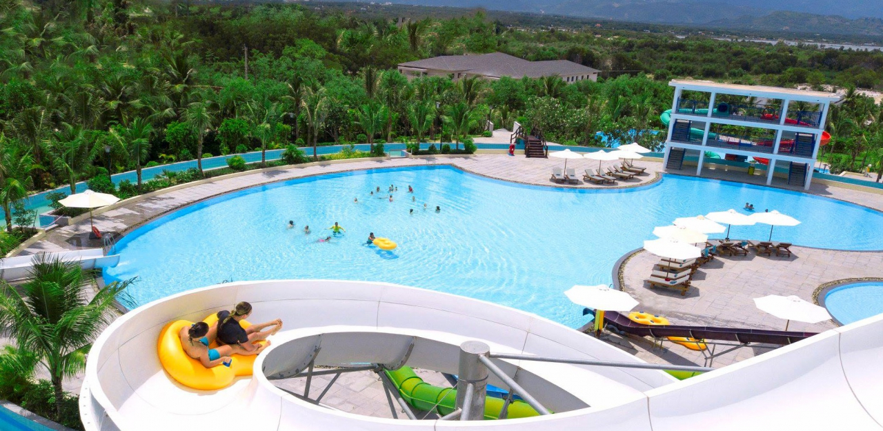 Quy mô bể bơi, công viên nước của SunBay Park Hotel & Resort Phan Rang.