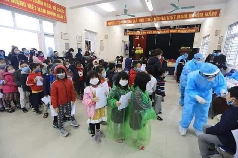 Trường Tiểu học Xuân Phương, quận Nam Từ Liêm được cách ly để phòng dịch.