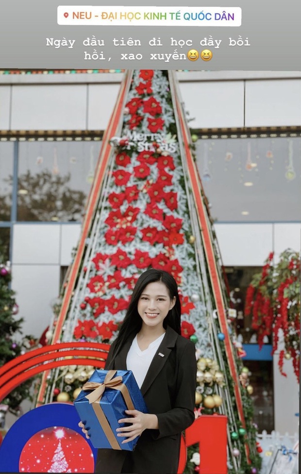 Đỗ Thị Hà bồi hồi khi đi học lại sau gần 3 tuần đăng quang Hoa hậu Việt Nam 2020