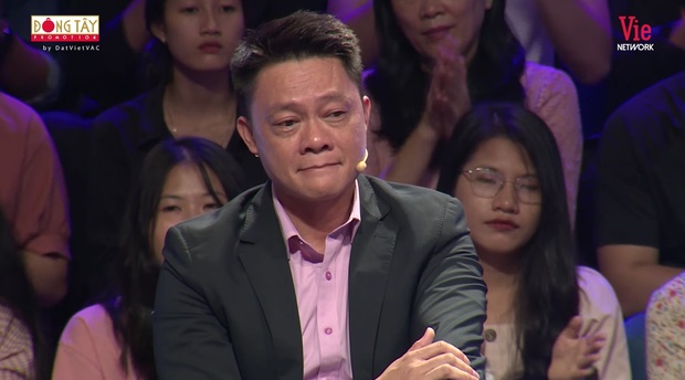 BTV Trần Quang Minh bật khóc khi đang lên sóng chương trình 