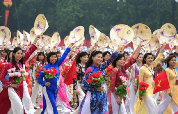 20/10 - Ngày tôn vinh những người phụ nữ Việt Nam.