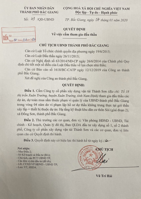 Quyết định cấm tham gia đấu thầu đối với Công ty Cổ phần Xây dựng vận tải Thành Sơn. (Ảnh: Báo Xâu dựng).