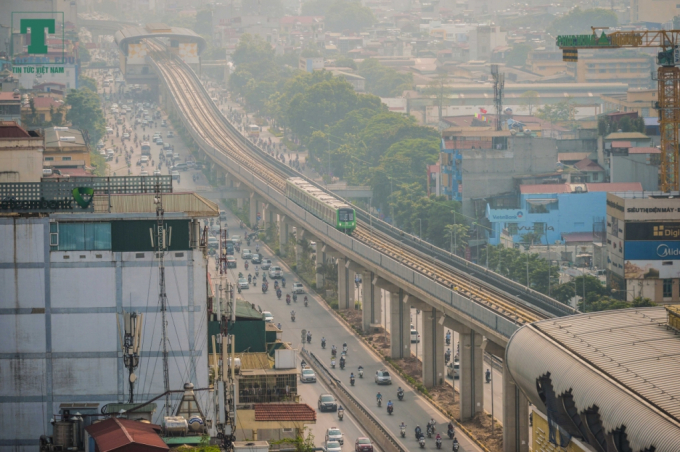 Giá vé tàu điện đường sắt trên cao Cát Linh - Hà Đông cao nhất là 15.000 đồng/lượt.