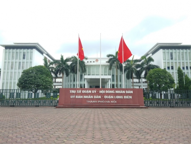 UBND quận Long Biên cùng nhiều đơn vị bị yêu cầu kiểm điểm rút kinh nghiệm.