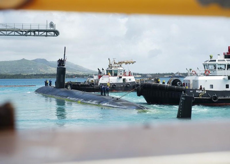 Tàu ngầm USS Alexandria chuẩn bị rời cảng Apra hôm 5/5 để chuẩn bị tham gia các hoạt động trong khu vực Ấn Độ Dương - Thái Bình Dương. (Ảnh: Hải quân Mỹ).