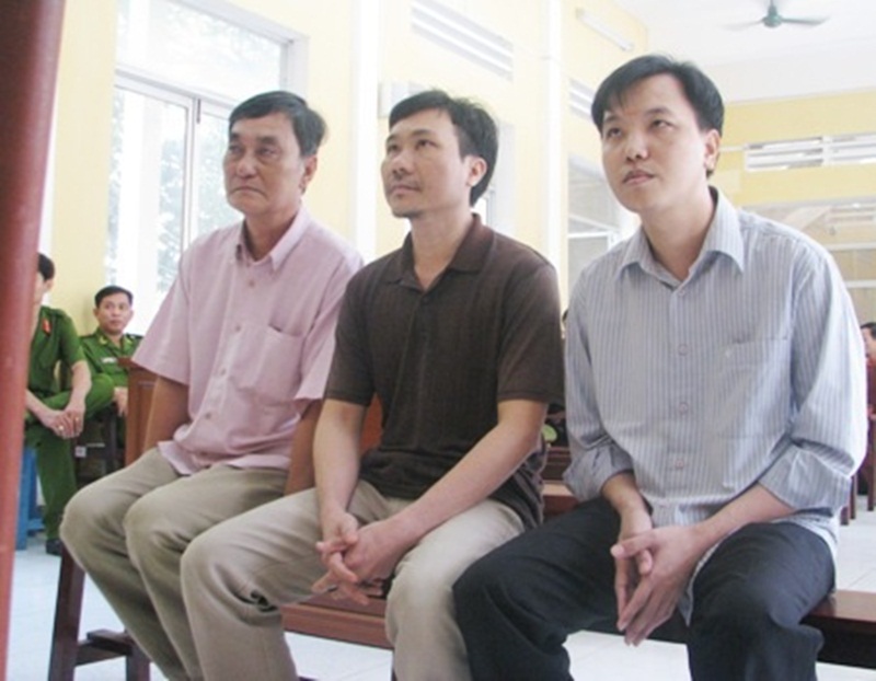 Phạm Văn Núi, Nguyễn Hoàng Quân, Triệu Tuấn Hưng trong phiên tòa xét xử vụ án 
