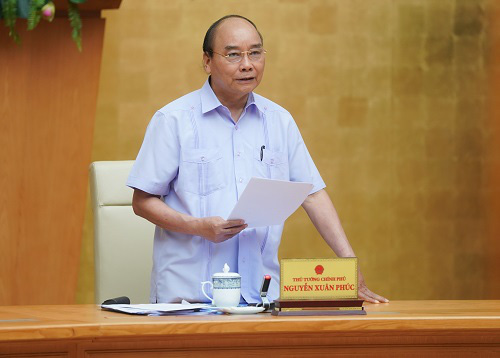 Thủ tướng Nguyễn Xuân Phúc phát biểu kết luận cuộc họp. (Ảnh: VGP).
