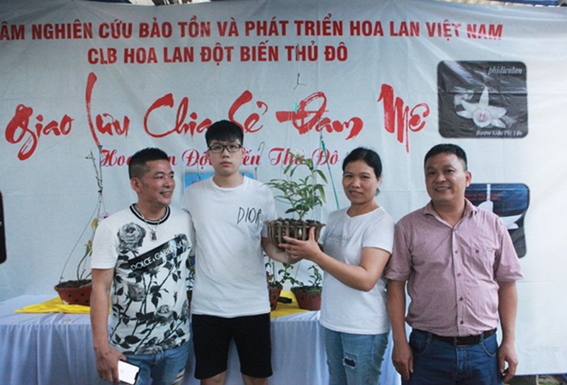 Cây lan đột biến có tên Vọng Xưa vừa được giao dịch ở Hà Nội với giá 5 tỷ đồng gây xôn xao mạng xã hội. (Ảnh: Dân Việt).