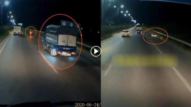 Chiếc xe tải vượt từ dưới lên tạt đầu khiến xe máy văng ra đường trên cao tốc đoạn thuộc địa phận tỉnh Bắc Ninh.
