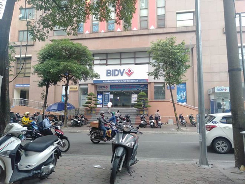Ngân hàng BIDV chi nhánh Ngọc Khánh nơi xảy ra vụ cướp.