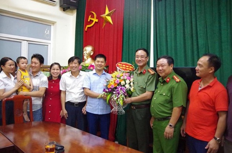 Lực lượng Công an Bắc Ninh được người dân khen ngợi sau thành tích phá án bắt cóc bé 2 tuổi chỉ trong ít giờ.