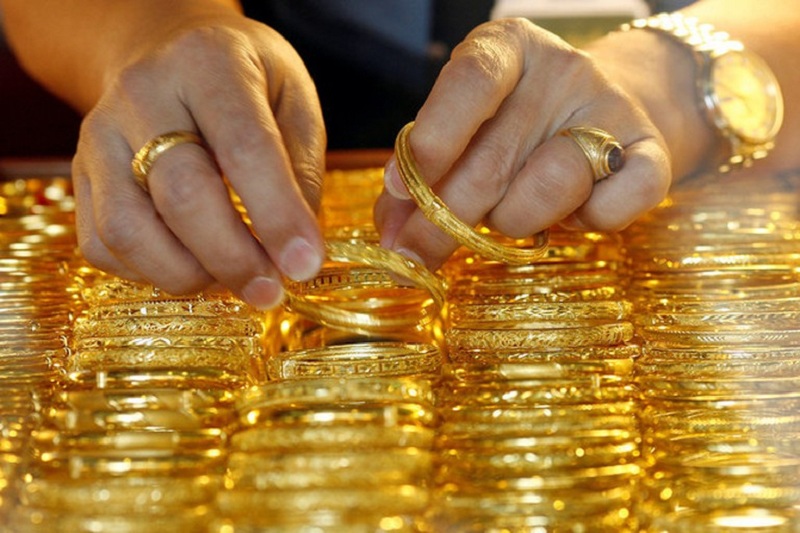 Giá vàng tăng mạnh trưa 27/8, mức tăng khoảng 300.000-650.000 đồng/lượng.