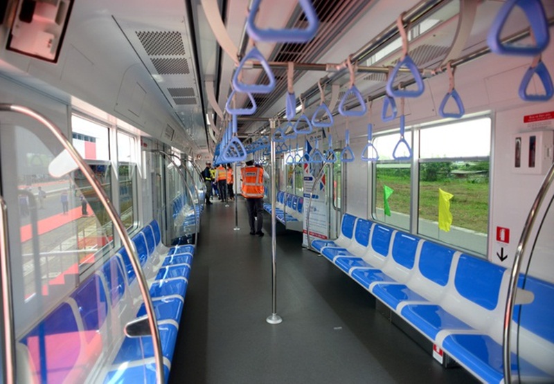 Đoàn tàu đầu tiên Metro số 1 TP HCM ra mắt hôm 13/10.