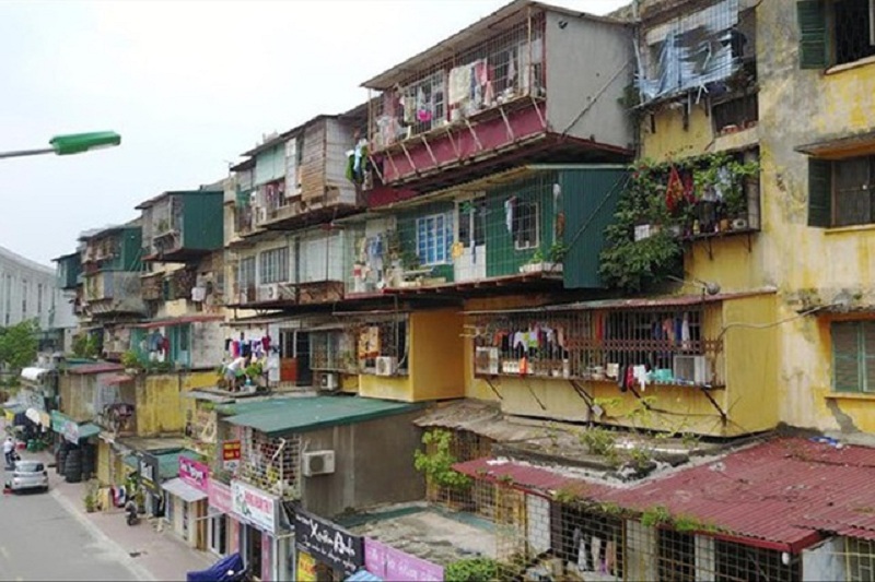 Hà Nội quyết tâm di dời các hộ dân ra khỏi chung cư cũ nguy hiểm. (Ảnh: IT).