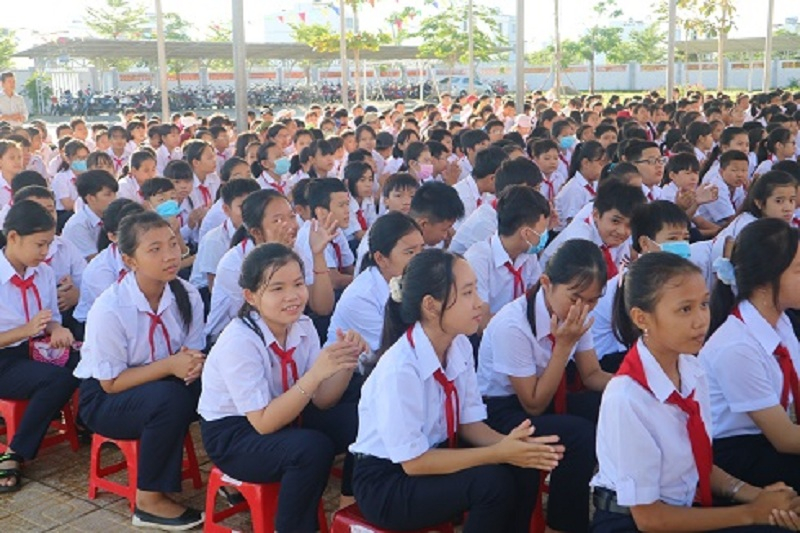 Mưa lũ Khánh Hòa: Học sinh được nghỉ học trong ngày 30/11.