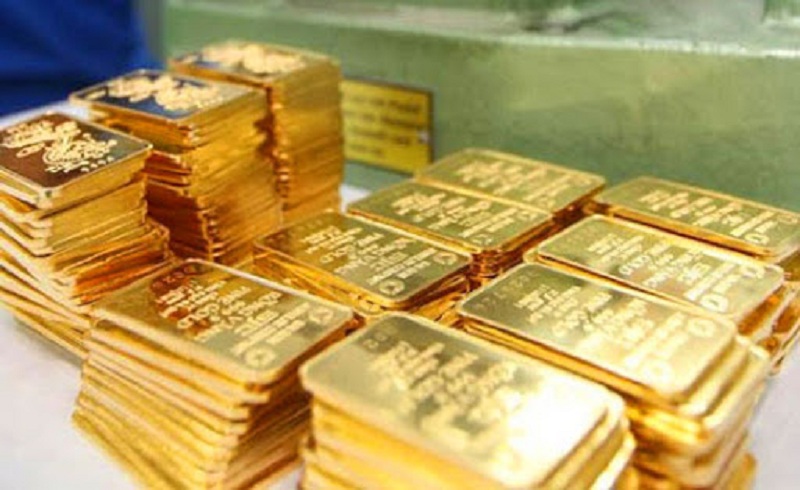 Bảng giá vàng hôm nay 23/12, giá vàng 9999 hôm nay, giá vàng SJC quay đầu giảm mạnh.