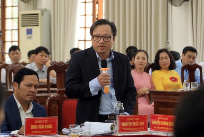 Ông Nguyễn Trúc Anh - Giám đốc Sở Quy hoạch - Kiến trúc Hà Nội nói về vị trí đặt sân bay thứ hai cho Vùng Thủ đô. (Ảnh: Dân trí).