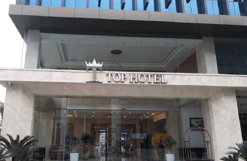 Khách sạn Top Hotel bị tố thu phí cách ly đắt đỏ.