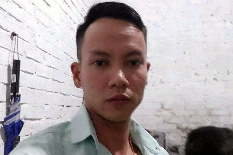Anh Phạm Văn Thưởng - là người giúp tài xế taxi giữ tên cướp trong clip. (Ảnh: CTV)