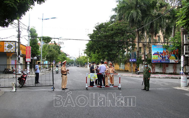 Hà Nam đang giãn cách xã hội một phần Thành phố Phủ Lý để phòng, chống dịch COVID-19. (Ảnh: Báo Hà Nam).