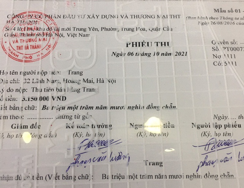 Phiếu thu tiền ghi cho shipper có dấu đỏ của Công ty Cổ phần đầu tư xây dựng và thương mại THT Hà Thành. (Ảnh: Pháp luật và bạn đọc).