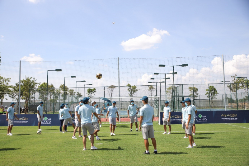 Sài Gòn FC chơi bóng tại Trung tâm Aqua Sport Complex thuộc Khu đô thị sinh thái thông minh Aqua City của tập đoàn Novaland.