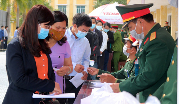 Huế tổ chức nhiều đợt diễn tập phòng chống dịch corona, diễn tập đón công dân Việt Nam trở về.