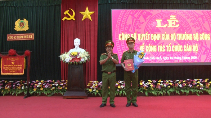 Thượng tá Nguyễn Viết Hoàng giữ chức vụ Trưởng Công an thành phố Huế.