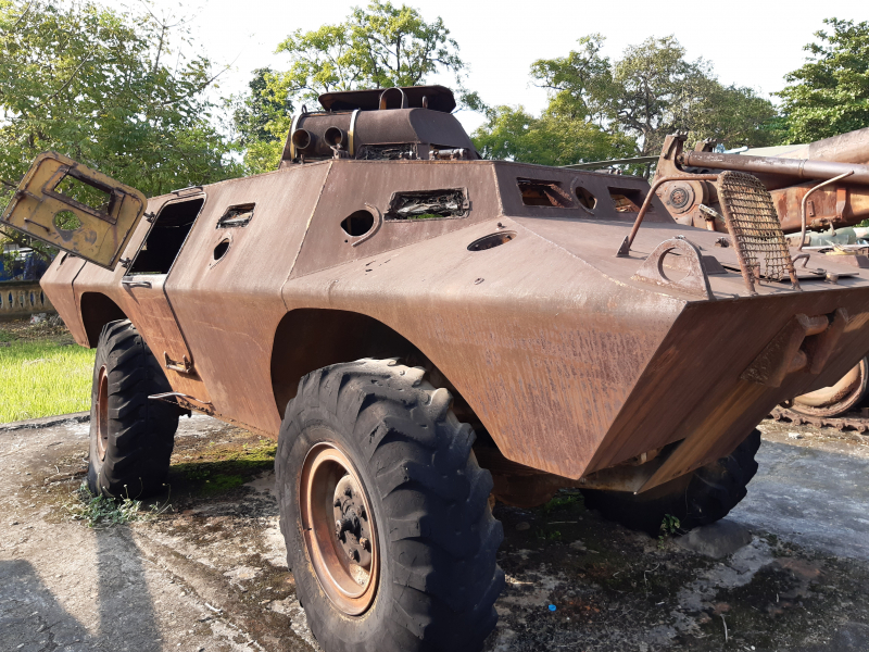 Xe thiết giáp của Mỹ trang bị cho Quân đội Việt Nam cộng hòa. Quân giải phóng thu được tại Tân Mỹ, Thuận An trong chiến dịch giải phóng Thừa Thiên Huế ngày 26/3/1975.