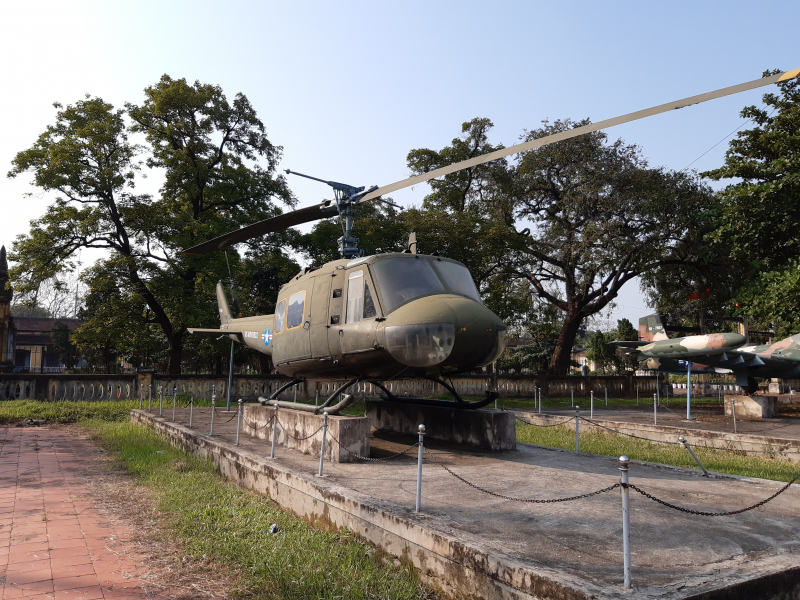 Máy bay trực thăng UH-1 được Mỹ sử dụng trong cuộc chiến tranh Việt Nam và tại chiến trường Trị - Thiên Huế.