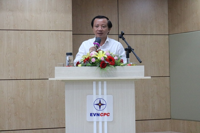 Ông Nguyễn Đại Phúc – Phó Giám đốc PC Thừa Thiên Huế phát biểu tại hội nghị.