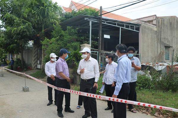 Theo báo cáo của UBND huyện, dự kiến trong ngày 3/8, sẽ hoàn thành xong việc lấy mẫu xét nghiệm cho người dân thôn Lệ Sơn Nam.