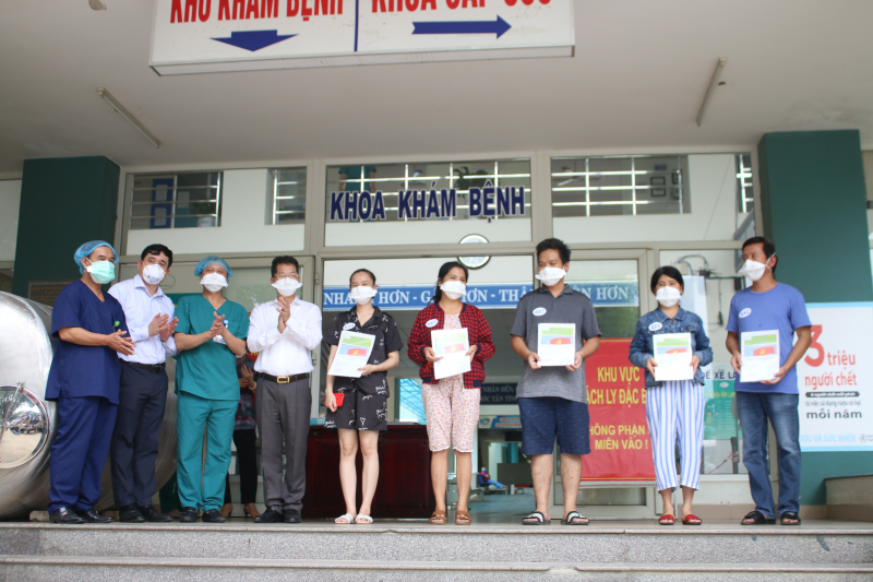 5 bệnh nhân mắc COVID-19 tại TP Đà Nẵng được xuất viện.