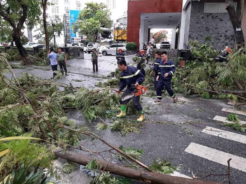 Vào sáng ngày 18/9, cơn bão số 5 đã gây ra mưa lớn kèm theo gió giật mạnh suốt hơn nửa tiếng đồng hồ.