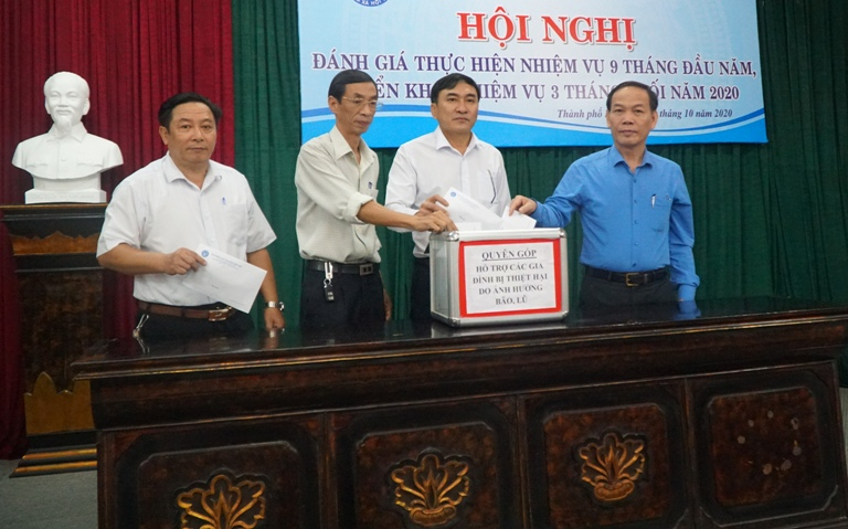 BHXH Thừa Thiên Huế phát động ủng hộ các gia đình bị thiệt hại do bão lũ.