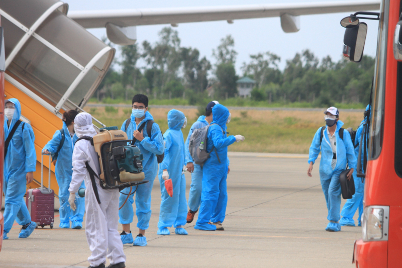 Đây là lần thứ 2 tỉnh Thừa Thiên Huế đón công dân về quê bằng đường hàng không.