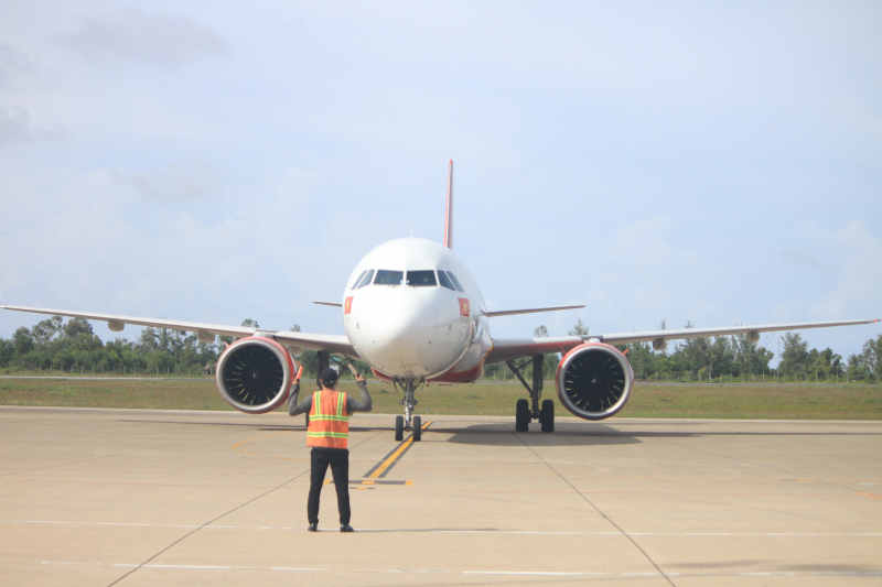 Chiếc bay chở hàng trăm thai phụ từ TP. HCM về Thừa Thiên Huế.