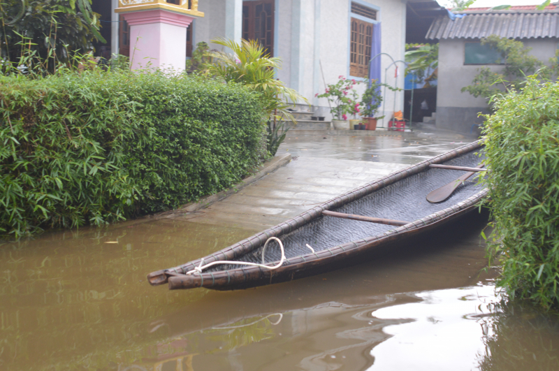 Trên địa bàn tỉnh Thừa Thiên Huế những ngày trở lại đây có mưa to đến rất to do ảnh hưởng của không khí lạnh kết hợp với đới gió Đông trên cao hoạt động mạnh.