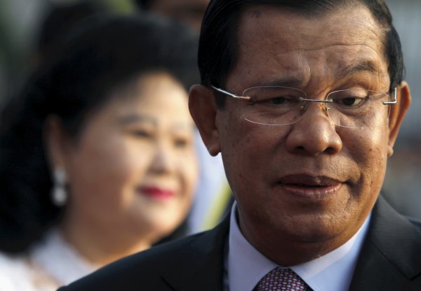 Thủ tướng Hun Sen muốn tới Vũ Hán, tâm dịch chủng virus corona mới, nhưng các nhà chức trách Trung Quốc không đồng ý.