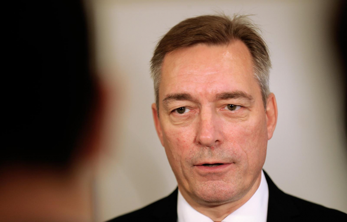 Bộ trưởng Quốc phòng Na Uy bị cách ly vì tiếp xúc người nghi nhiễm Covid-19.