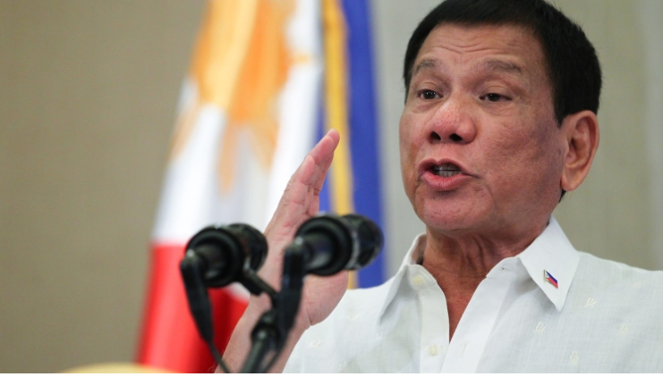Tổng thống Philippines dọa bắn chết những người vi phạm lệnh phong tỏa.