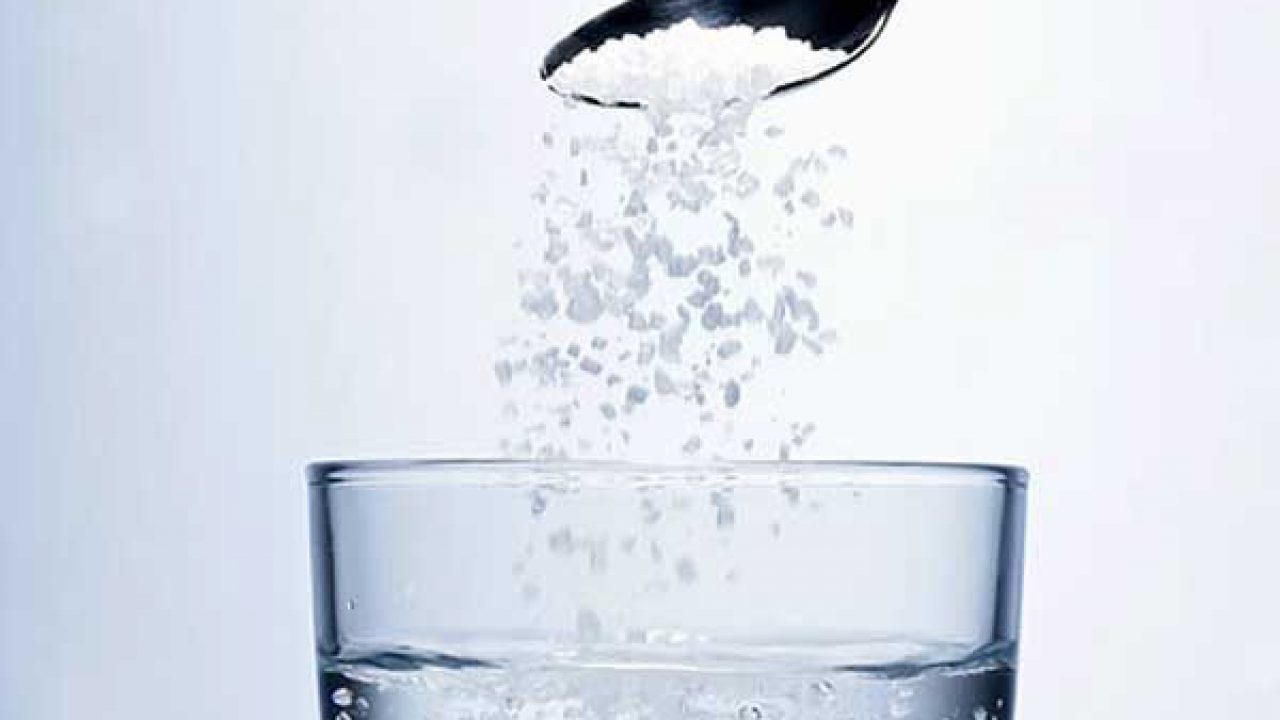 Nước muối sinh lý là gì? Tác dụng của nước muối sinh lý là gì?